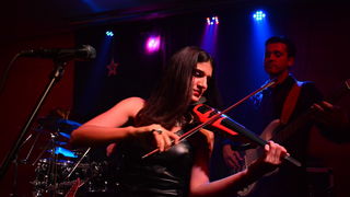 Silente @ Qbar, foto: Iva Perinčić Silente @ Qbar, foto: Iva Perinčić