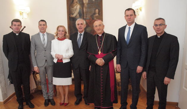 Nadbiskup Puljić primio Kalmetu i Zrilića sa suradnicima