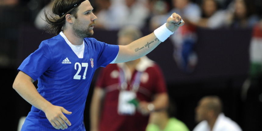 London, 020812.
Dvorana Copper Box.
Hrvatska muska rukometna reprezentacija igra utakmicu 3. kolo u skupini B protiv Madjarske tokom Olimpijskih Igra u Londonu.
Na fotografiji: Ivan Cupic slavi nakon gola.
Foto: Drago Sopta / CROPIX