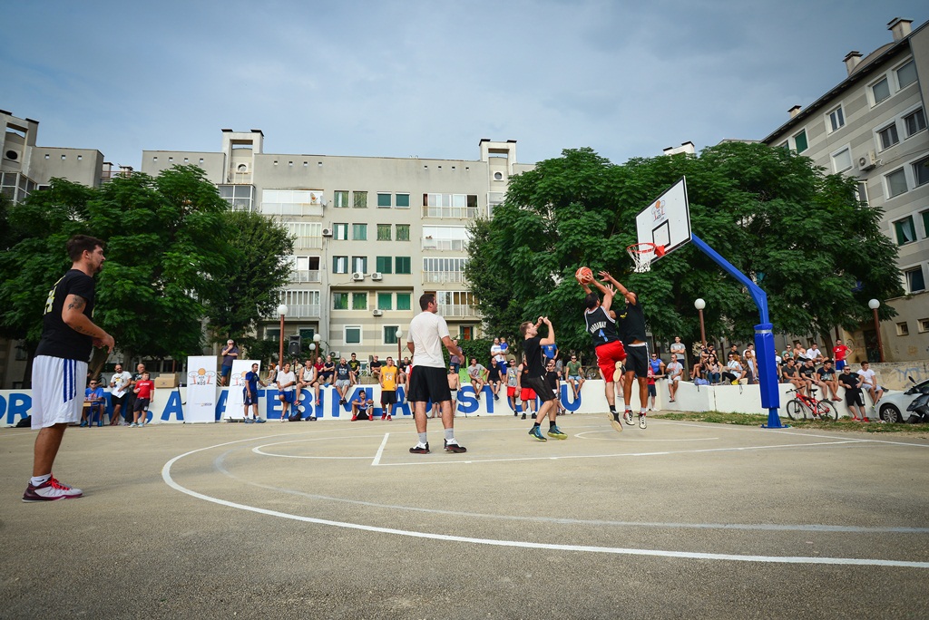 Projekt Koš za koš: Bili brig osvojio turnir i obnovu kvartovskog igrališta. Foto: Iva Perinčić Projekt Koš za koš: Bili brig osvojio turnir i obnovu kvartovskog igrališta. Foto: Iva Perinčić