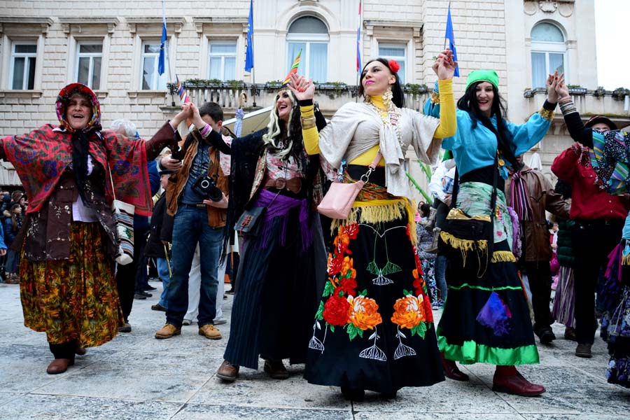 Stanarske maškare u karnevalskoj povorci, foto Iva Perinčić
