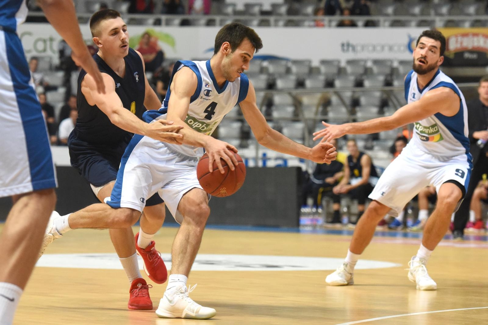 HT Premijer liga, 2. kolo: KK Zadar – KK Zagreb 124-99 HT Premijer liga, 2. kolo: KK Zadar – KK Zagreb 124-99