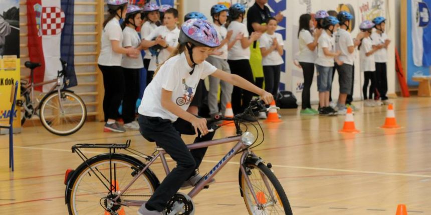 Sigurno u prometu 2015 Sigurno u prometu 2015