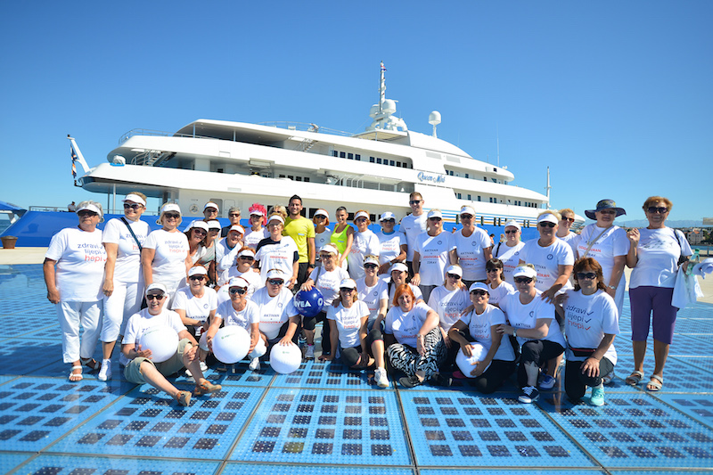 Stotinu vježbača na jutarnjem treningu Aktivne Hrvatske pozdravilo sunce Stotinu vježbača na jutarnjem treningu Aktivne Hrvatske pozdravilo sunce
