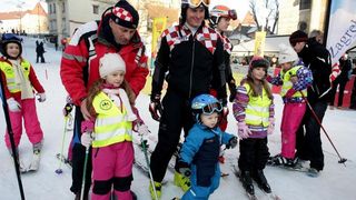 FIS World Snow Day za klince u društvu s Ivicom Kostelićem FIS World Snow Day za klince u društvu s Ivicom Kostelićem