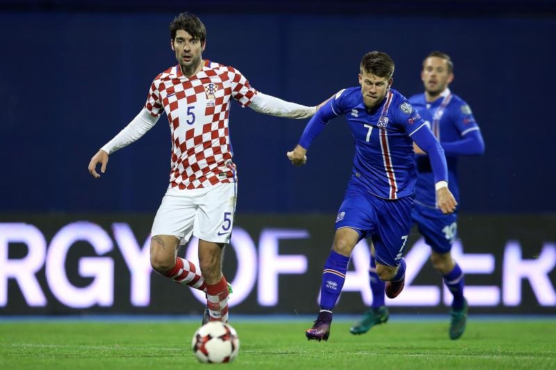 Image 379859 (auto) Image 379859 (auto)