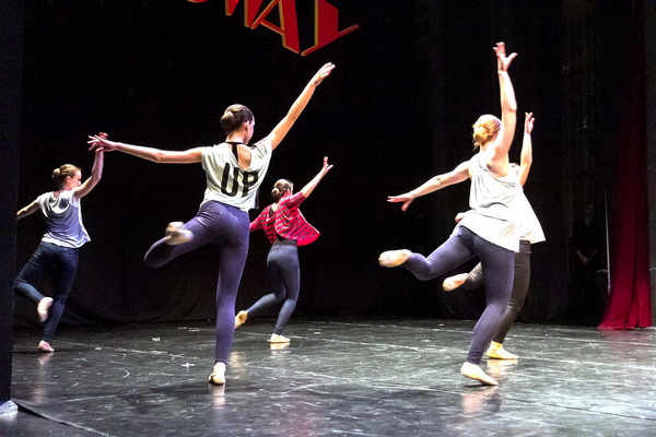 Baletna udruga Pirueta: Broadway, Foto: Mladen Radolović Mrlja Baletna udruga Pirueta: Broadway, Foto: Mladen Radolović Mrlja