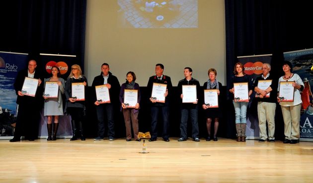 a Svečanosti uručenja “ZLATNE MASTERCARD STATUE” za poseban doprinos kulturnom turizmu u sklopu manifestacije “MASTERCARD BROD KNJIŽARA