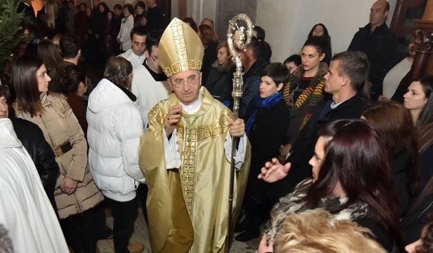 Svečana misa polnoćka u katedrali svete Stošije. Nadbiskup Želimir Puljić