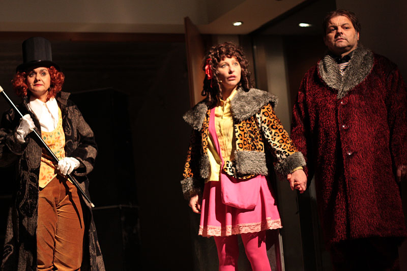 Predstava “Drago Č. i tvornica čokolade”, Foto: Lucija Juravić Predstava “Drago Č. i tvornica čokolade”, Foto: Lucija Juravić