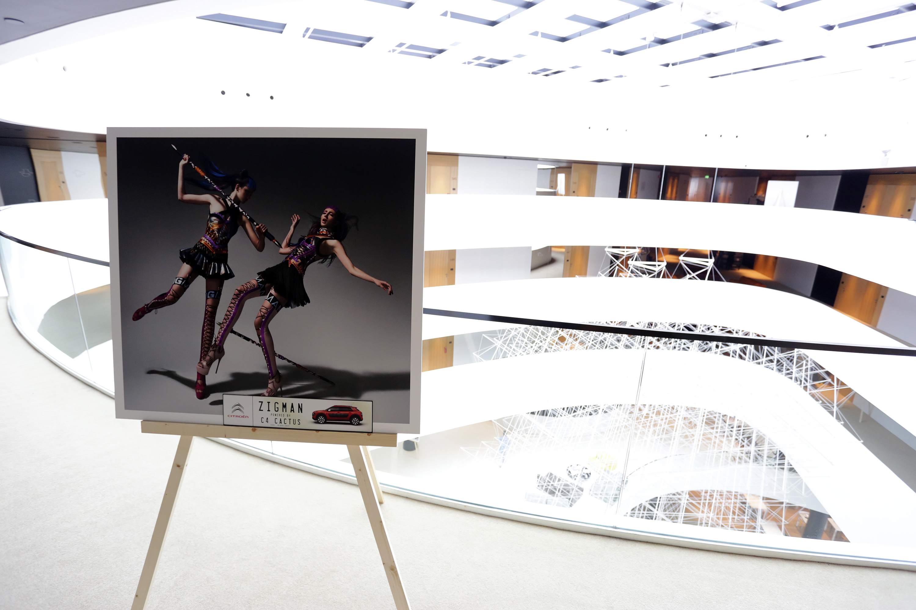 Pop up izložba modne fotografije Juraja Zigmana i Mladena Šarića