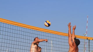 Na plaži Punta u Bibinjama održan 6. Memorijalni turnir u odbojci na pijesku za Tomislav Sikirića – Siku. Foto: Leo Banić Na plaži Punta u Bibinjama održan 6. Memorijalni turnir u odbojci na pijesku za Tomislav Sikirića – Siku. Foto: Leo Banić