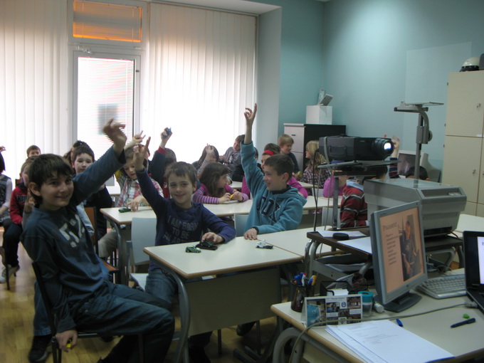 Image 936749 (auto) Image 936749 (auto)