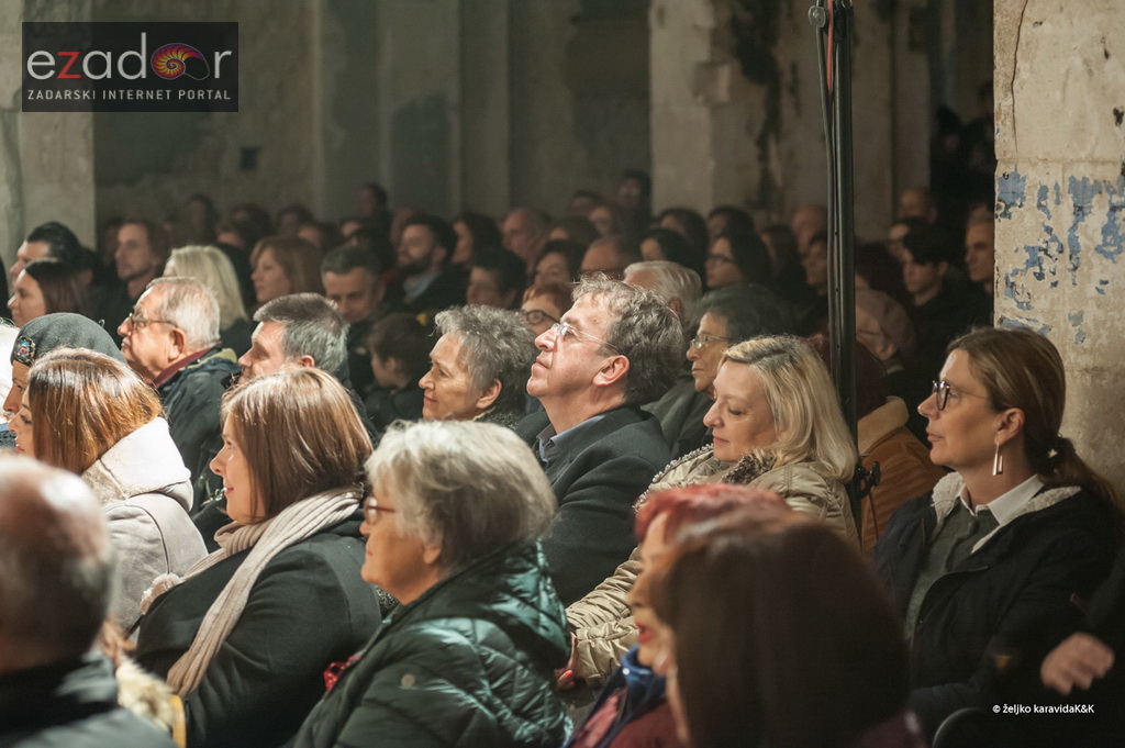 Adventski koncert ansambla Lado u prepunoj u crkvi sv. Nikole Adventski koncert ansambla Lado u prepunoj u crkvi sv. Nikole