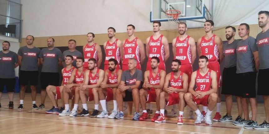 Hrvatska košarkaška reprezentacija Hrvatska košarkaška reprezentacija