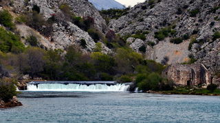 Pješačka staza Obrovac – Jankovića buk