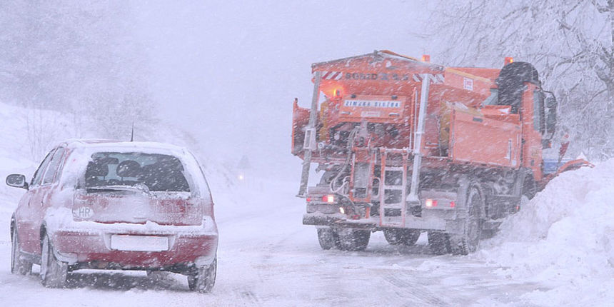 Snijeg zabijelio Plitvice (Foto: M. Pusic, CROPIX) Snijeg zabijelio Plitvice (Foto: M. Pusic, CROPIX)