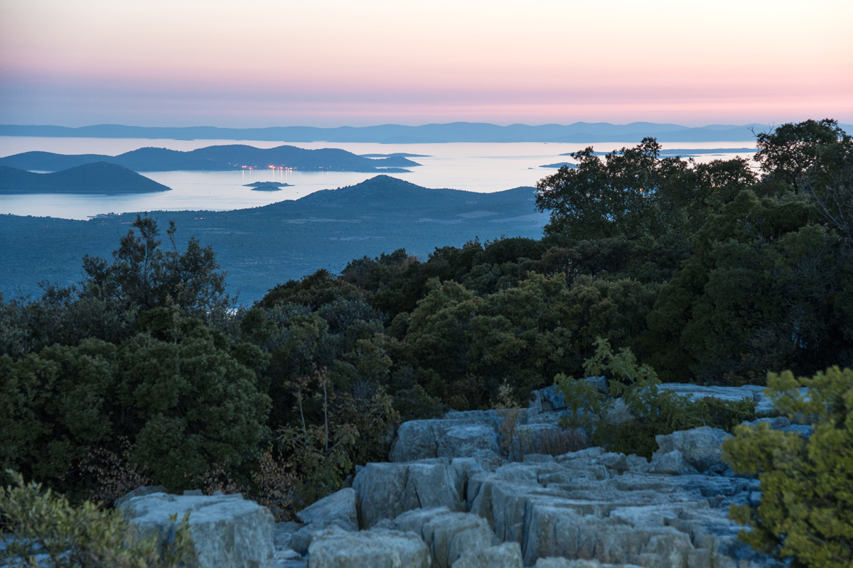 Spektakularno noćno nebo nad Vranskim jezerom Spektakularno noćno nebo nad Vranskim jezerom