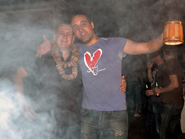 Ribarska festa zadarskih studenata u zagrebackom klubu Roko Ribarska festa zadarskih studenata u zagrebackom klubu Roko