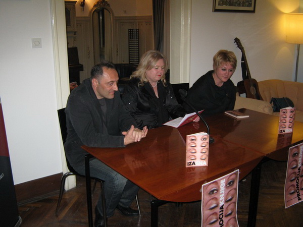 Promocija knjige Nikoline Mojic u Zagrebu Promocija knjige Nikoline Mojic u Zagrebu