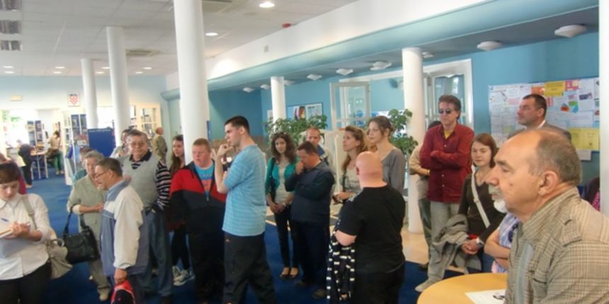 Izložba udruga Svjetlo u GKZD, keramika, kreativnost