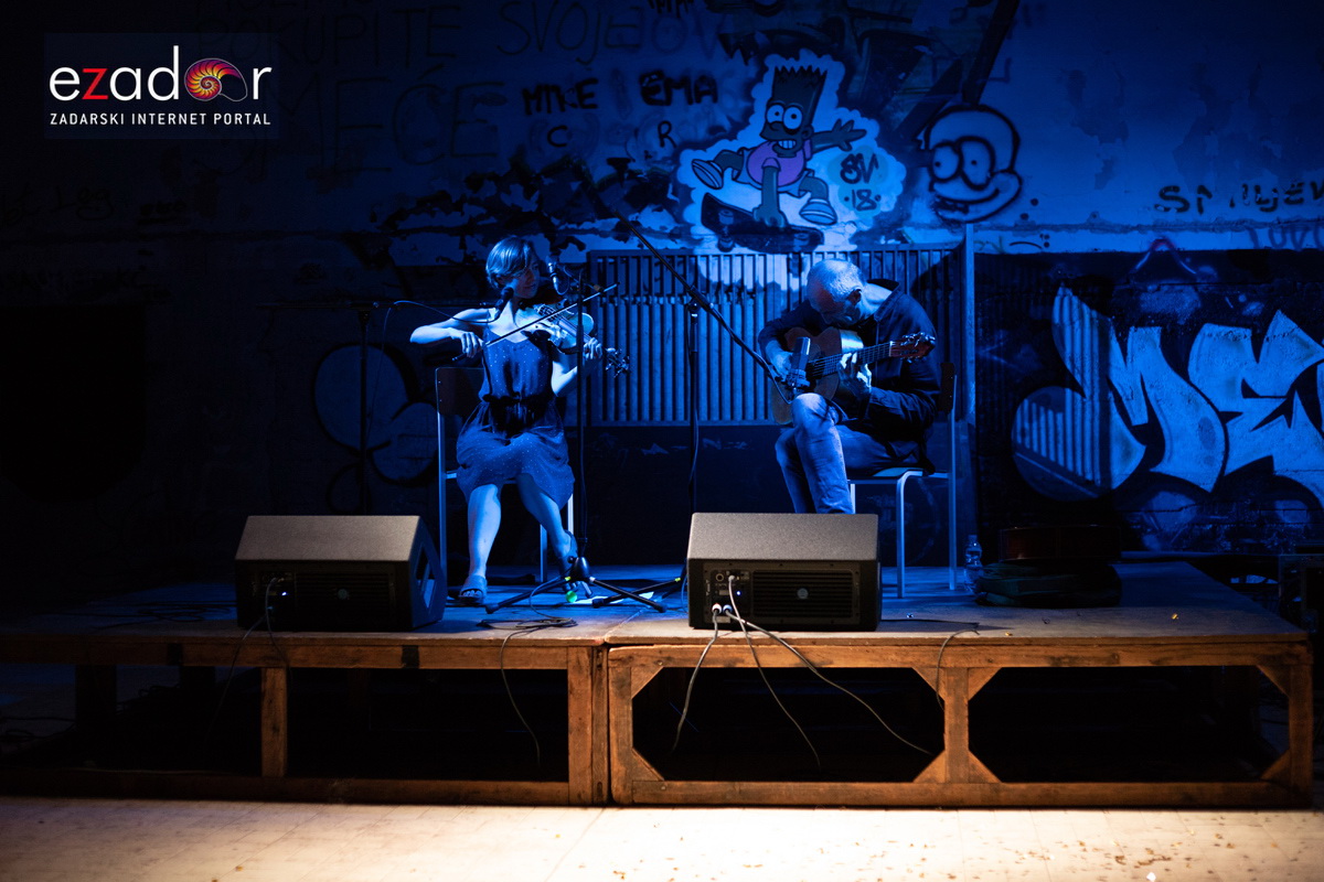 KvartArt 2018: Intimna večer u skate parku uz vrhunski koncert Miroslava Tadića i Yvette Holzwarth KvartArt 2018: Intimna večer u skate parku uz vrhunski koncert Miroslava Tadića i Yvette Holzwarth