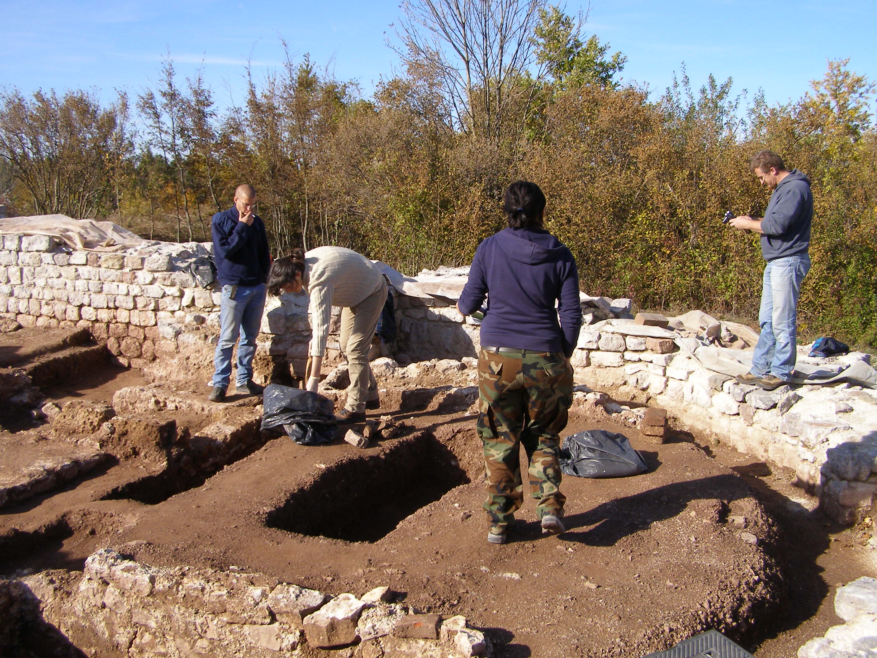 Arheološka istraživanja Stolnice sv. Jakova Starijeg u Krbavi (Foto: Ante Mandić) Arheološka istraživanja Stolnice sv. Jakova Starijeg u Krbavi (Foto: Ante Mandić)