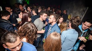 Subotnji party u Svarog baru