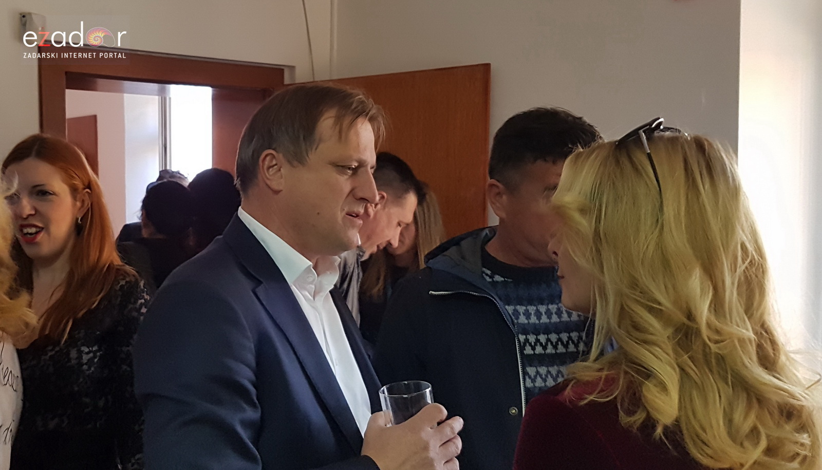 Božićni domijenak i premijera novog studija Novog radija