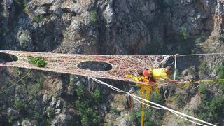 Rap jumping, Crveno jezero