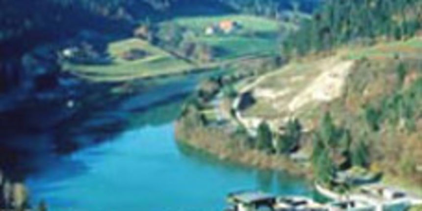 Peruča (P. Škorić) Peruča (P. Škorić)