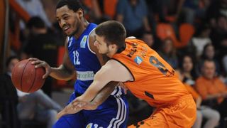 A-1 kosarkaska liga za prvaka. 11.kolo. GKK SIbenik-Zadar 71-63. Photo: Hrvoje Jelavic/PIXSELL A-1 kosarkaska liga za prvaka. 11.kolo. GKK SIbenik-Zadar 71-63. Photo: Hrvoje Jelavic/PIXSELL