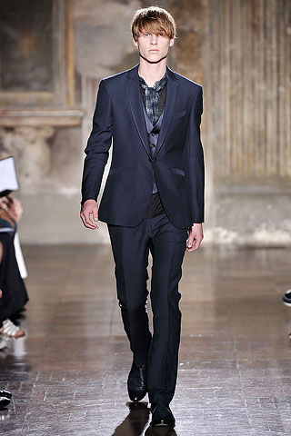 John Varvatos proljeće/ljeto 2010 (Moda.hr) John Varvatos proljeće/ljeto 2010 (Moda.hr)