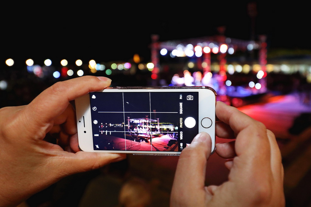 Čudesna Doris Dragović oduševila u Biogradu na Moru Čudesna Doris Dragović oduševila u Biogradu na Moru