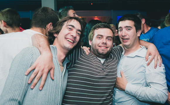 Zadarska večer s Ivicom Sikirićem Ićom u Hitch baru, 8.5.2015. (Foto: Ivan Toman) Zadarska večer s Ivicom Sikirićem Ićom u Hitch baru, 8.5.2015. (Foto: Ivan Toman)