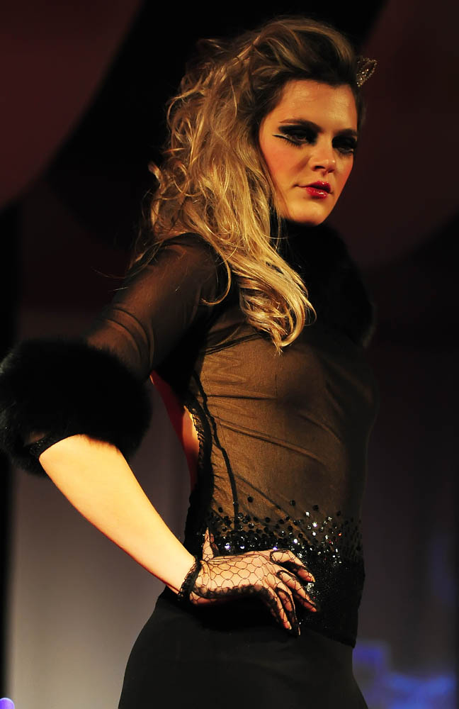 Image 844947 (auto) Image 844947 (auto)