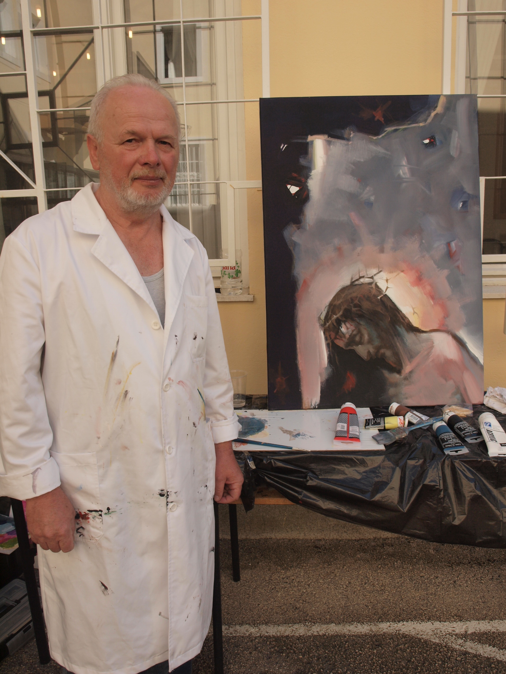 Prva likovna kolonija ‘Zmajević’ završena je u svom trodnevnom održavanju u nedjelju 28. svibnja u Nadbiskupskom sjemeništu ‘Zmajević’ u Zadru.