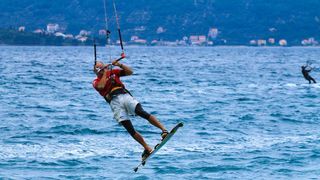 Wind i Kite surfing na Kolovarama 3. studenog 2013.  foto: Tome Grbeša