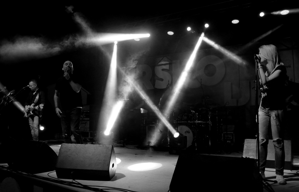 Tony Cetinski priredio spektakl za kraj Virskog ljeta