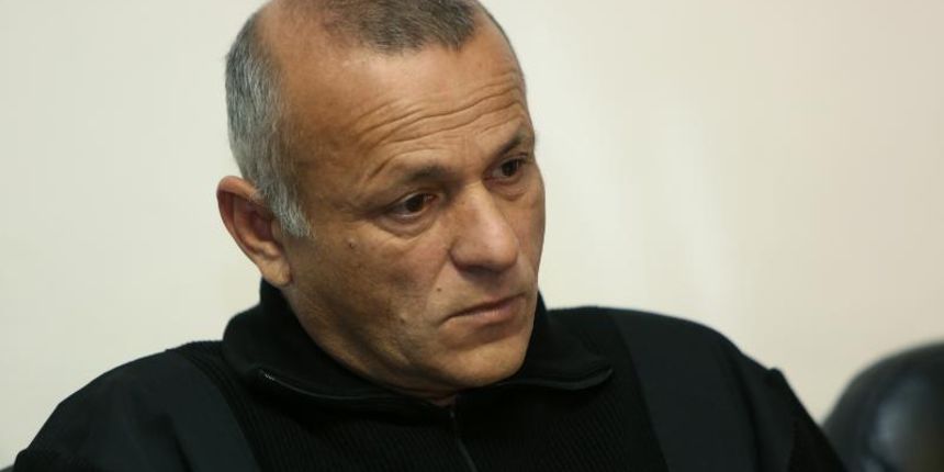 06.12.2013., Vukovar – Konferencija za medije Stozera za obranu Hrvatskog Vukovara na kojoj su iznijeli podatke o sakupljnim potpisima protiv cirilice u Vukovaru, navode kako su sakupili vise od 650 000 potpisa. Tomislav Josic. Photo: Marko Mrkonjic/PIXSE