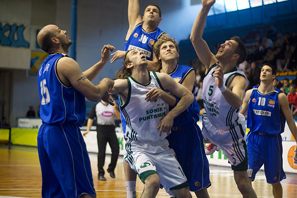 KK Sonik Puntamika – KK Alkar 77-59 (foto:Saša Čuka) KK Sonik Puntamika – KK Alkar 77-59 (foto:Saša Čuka)
