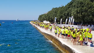 Sasvim osoban doživljaj – 10. dm Millennium Jump sa zadarske rive. Foto: Mladen Malik Barba Sasvim osoban doživljaj – 10. dm Millennium Jump sa zadarske rive. Foto: Mladen Malik Barba
