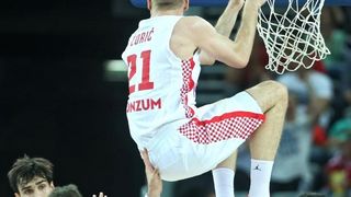 08.09.2015., Arena Zagreb, Zagreb – EuroBasket 2015., skupina C, 03. kolo, Hrvatska – Makedonija. Foto: PIXSELL 08.09.2015., Arena Zagreb, Zagreb – EuroBasket 2015., skupina C, 03. kolo, Hrvatska – Makedonija. Foto: PIXSELL