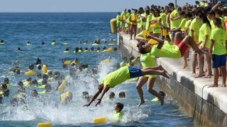 Jubilarni 10. dm Millennium Jump na zadarskoj rivi, Photo: Dino Stanin/PIXSELL Jubilarni 10. dm Millennium Jump na zadarskoj rivi, Photo: Dino Stanin/PIXSELL