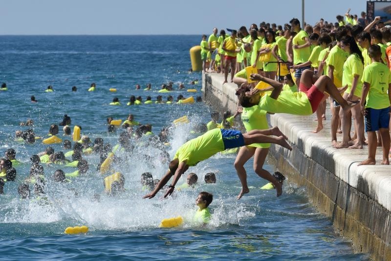 Jubilarni 10. dm Millennium Jump na zadarskoj rivi, Photo: Dino Stanin/PIXSELL Jubilarni 10. dm Millennium Jump na zadarskoj rivi, Photo: Dino Stanin/PIXSELL