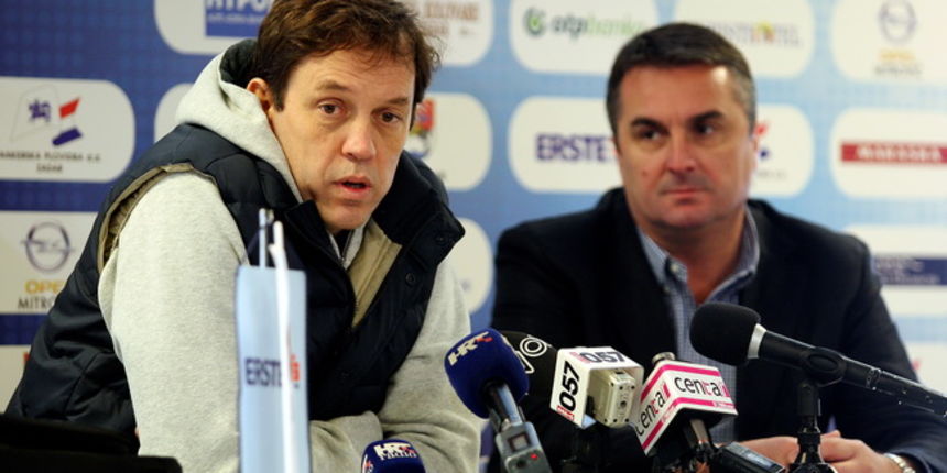 Zadar, 210110. Dvorana Kresimira Cosica. Konferencija za medije na kojoj je direktor kluba Zdenko Micic predstavio novog trenera Danijela Jusupa. Na slici: Danijel Jusup i Zdenko Micic. Foto: Vladimir Ivanov / CROPIX