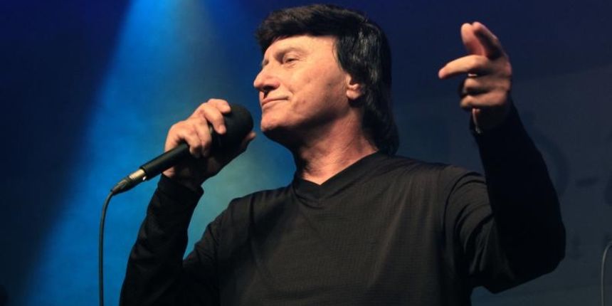 U dvorani na Baldekinu odrzan je humanitarni koncert za pomoc trogodisnjoj Niki Strikoman iz Zatona, koja boluje od zlocudnog tumora na mozgu. Koncertu su se odazvali mnogi nasi izvodjaci a svakako je paznju najvise pljenila Ava Karabatic. Photo: Dusko Ja