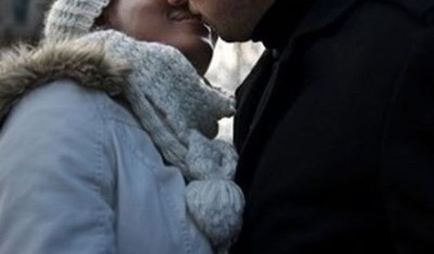 Kći Whitney Houston u vezi s posvojenim bratom?, foto: dalje.com