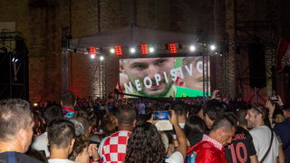 Veličanstven doček četvorice zadarskih Vatrenih od Gradskog mosta do Foruma