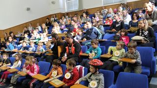 Djeca vrtića Jazine posjetila Gradsku upravu, foto: Grad Zadar Djeca vrtića Jazine posjetila Gradsku upravu, foto: Grad Zadar